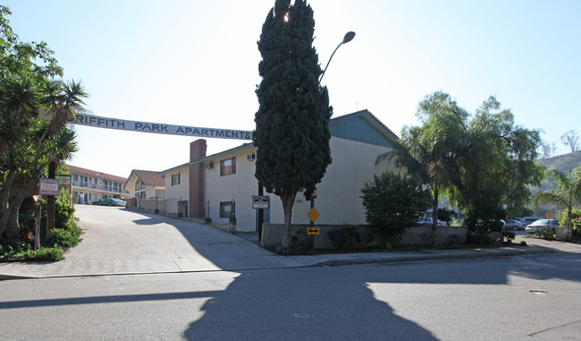 Griffith Park Apartments in Glendale, CA - Foto de edificio - Building Photo