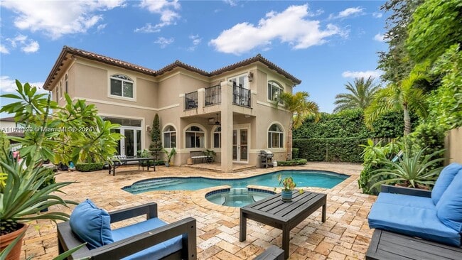 2850 SW 137th Path