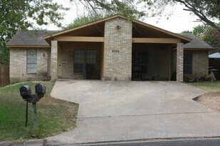6707 Skynook Dr in Austin, TX - Building Photo