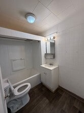 724 3rd St in Hoquiam, WA - Building Photo - Building Photo