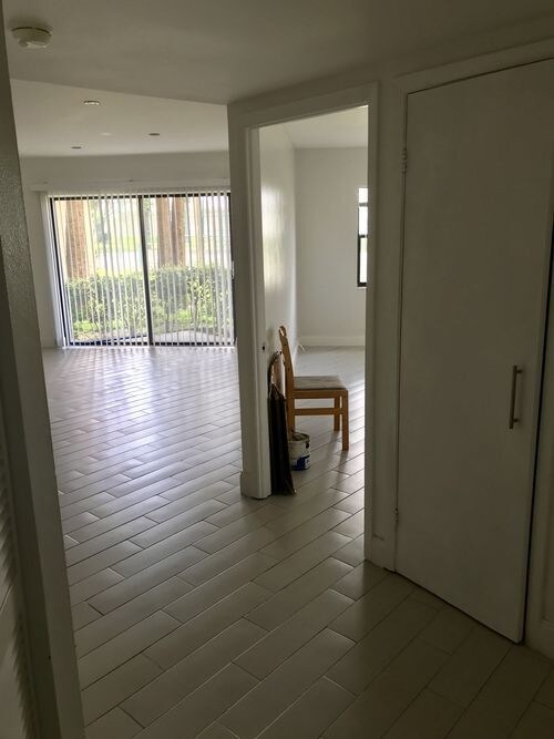 8290 Lake Dr-Unit -M145 in Doral, FL - Building Photo - Building Photo