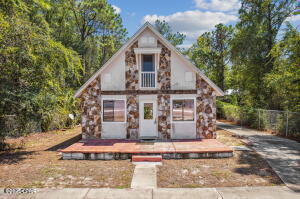 206 N Arnold Rd in Panama City Beach, FL - Building Photo