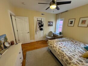 30 Cambridge Ter, Unit 2 in Cambridge, MA - Foto de edificio - Building Photo