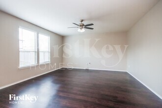 4411 Windmill Run Dr in Houston, TX - Building Photo - Building Photo