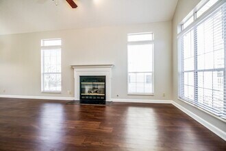 3512 Dove Creek Rd in Nashville, TN - Building Photo - Building Photo