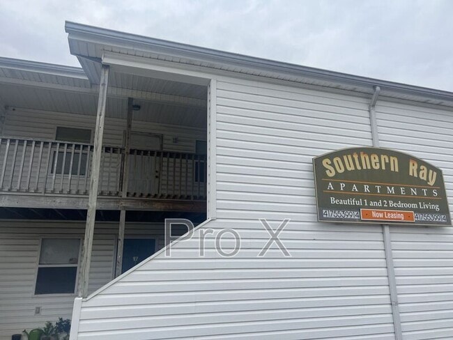 property at 3802 College View Dr