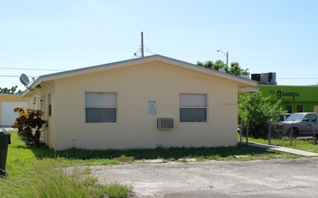 3256 NE 11th Ave in Fort Lauderdale, FL - Foto de edificio - Building Photo