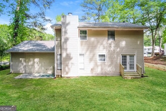 6231 Willowbrook Dr in Riverdale, GA - Building Photo - Building Photo