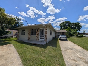 214 Fairlane Ave in Pine Castle, FL - Building Photo - Building Photo