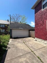1000 Nathaniel Rd in Cleveland, OH - Building Photo - Building Photo
