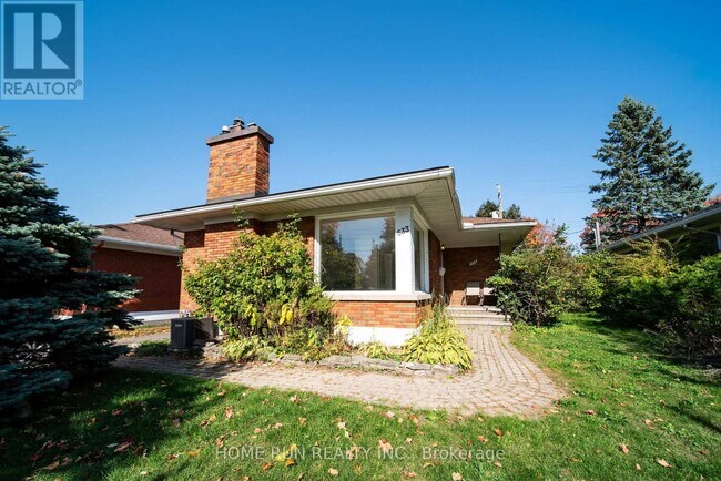 property at 533 Browning Ave
