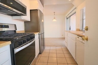 1552 Echidna Pl in Ventura, CA - Building Photo - Building Photo