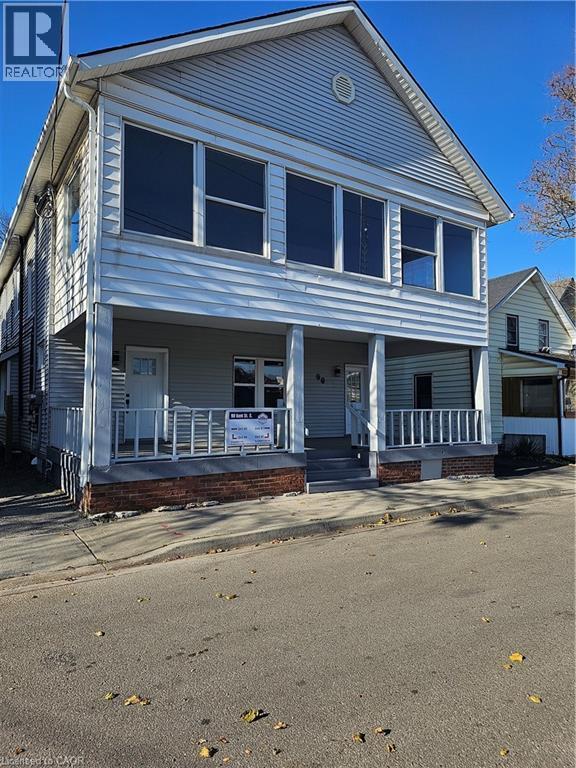 property at 90 Kent St S