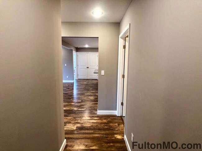 301 E St Eunice Rd-Unit -102 in Fulton, MO - Building Photo - Building Photo