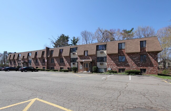 East Street Apartments in New Britain, CT - Foto de edificio - Building Photo