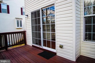 137 Fringetree Dr in West Chester, PA - Building Photo - Building Photo