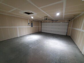 343 E 15th Pl in Kennewick, WA - Building Photo - Building Photo