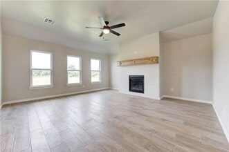 2429 Creekside Cir in Oklahoma City, OK - Building Photo - Building Photo