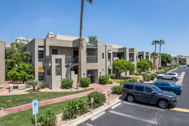 Arizona Biltmore Hotel Villas Condominiums in Phoenix, AZ - Foto de edificio - Building Photo