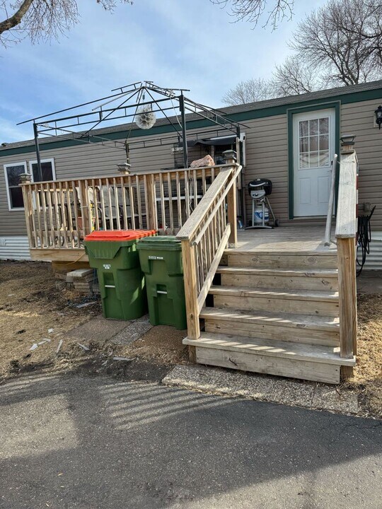 1343 95th Ave NE in Minneapolis, MN - Building Photo