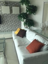 350 S Miami Ave-Unit -3204 in Miami, FL - Building Photo - Building Photo