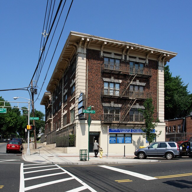 638 Mount Prospect Ave in Newark, NJ - Building Photo - Building Photo