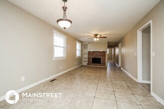 156 John D St in La Vergne, TN - Foto de edificio - Building Photo