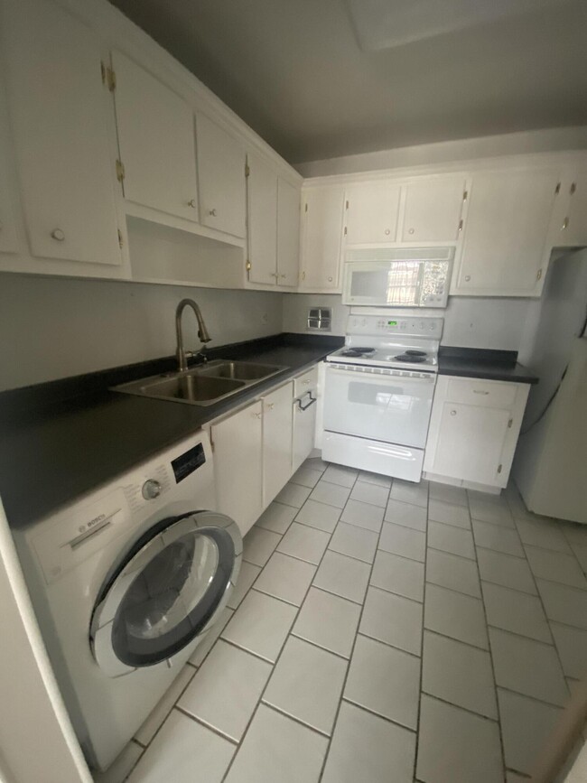 189 Stratford N in West Palm Beach, FL - Building Photo - Building Photo