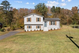 130 Bethaven Dr in Salisbury, NC - Building Photo - Building Photo