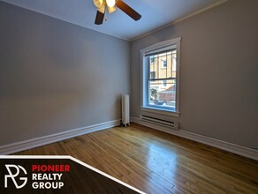 949 W Cornelia Ave, Unit 1D in Chicago, IL - Building Photo - Building Photo