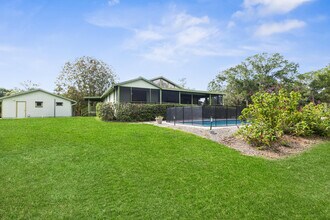 17534 103rd Terrace N in Jupiter, FL - Building Photo - Building Photo