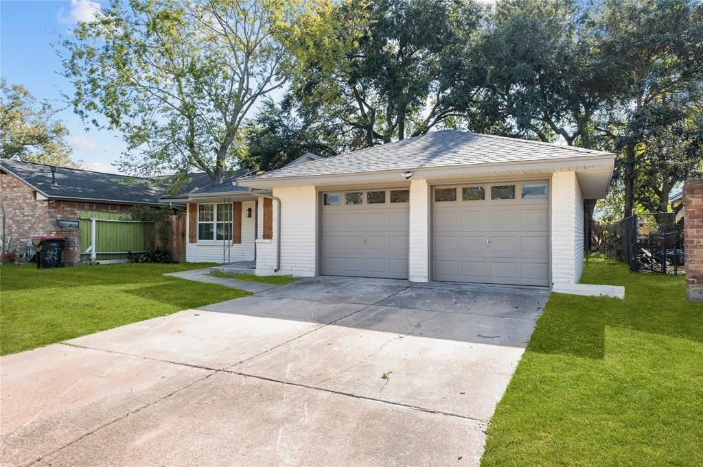 1107 Progreso Dr in Houston, TX - Building Photo