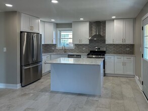 4233 N Odell Ave in Norridge, IL - Building Photo - Building Photo