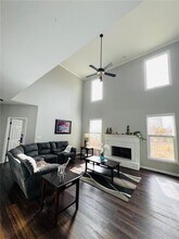 7437 Fireside Ln in Flowery Branch, GA - Building Photo - Building Photo