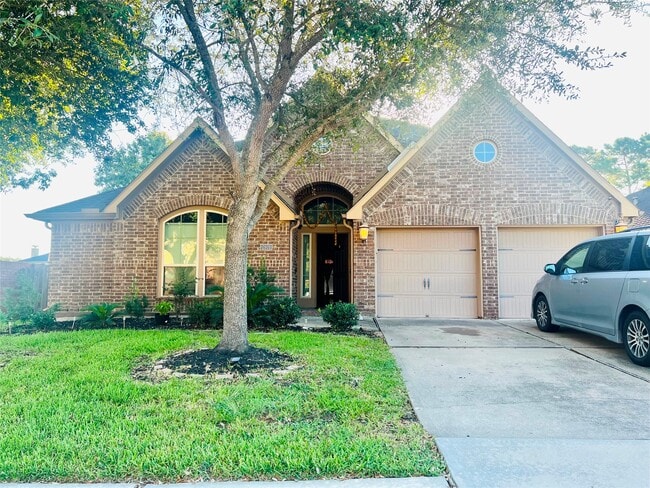 property at 2801 Field Hollow Dr