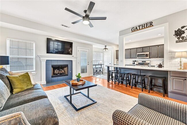 701 SW Maidstone Ave in Bentonville, AR - Building Photo - Building Photo