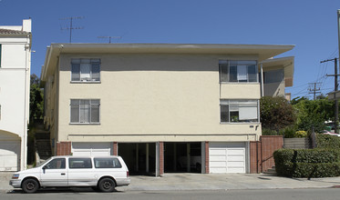 2275 Park Blvd in Oakland, CA - Building Photo - Building Photo