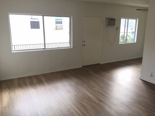 1114 W 18th St-Unit -8 in Los Angeles, CA - Foto de edificio - Building Photo