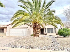 16348 W Labyrinth Ln in Surprise, AZ - Building Photo - Building Photo