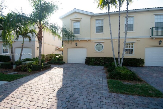 193 Santa Barbara Way in Palm Beach Gardens, FL - Building Photo - Building Photo