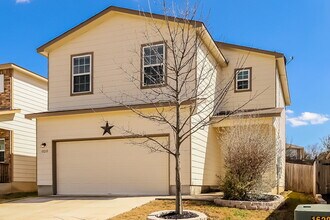 10210 Castello Cyn in San Antonio, TX - Building Photo - Building Photo