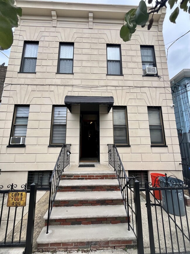 property at 512 21st St