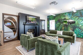 Sierra Pointe Apartments in West Des Moines, IA - Foto de edificio - Interior Photo