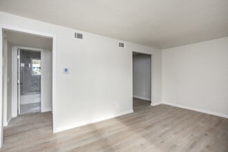 The Grande at Columbus in Columbus, GA - Foto de edificio - Interior Photo