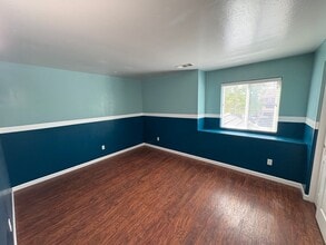312 W Reese Ave in Visalia, CA - Building Photo - Building Photo
