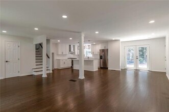 3480 Tanbark Ct NE in Atlanta, GA - Building Photo - Building Photo