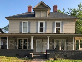 201 E 3rd Ave in Gastonia, NC - Building Photo