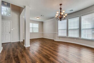 2813 Kickapoo Cavern Dr in Pflugerville, TX - Building Photo - Building Photo