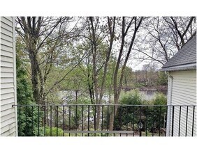 172 Pleasant St-Unit -2a in Watertown, MA - Building Photo - Building Photo