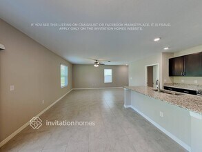 11942 MIracle Mile Dr in Riverview, FL - Building Photo - Building Photo